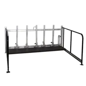 Aluminum Show Rail - Deck Only