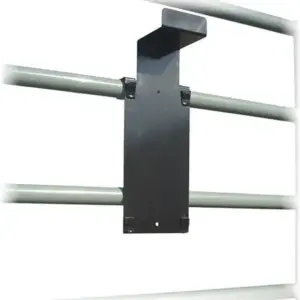 BLOWER HANGER FOR FENCE