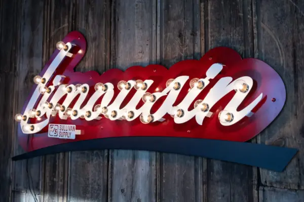 BREED 3D LIT SIGN- LIMOUSIN
